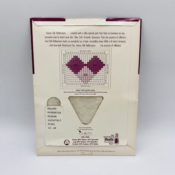 VTG Hanes Silk Reflect Silky Control Top Reinforced Toe Pantyhose Pearl 718/AB - Picture 2 of 2